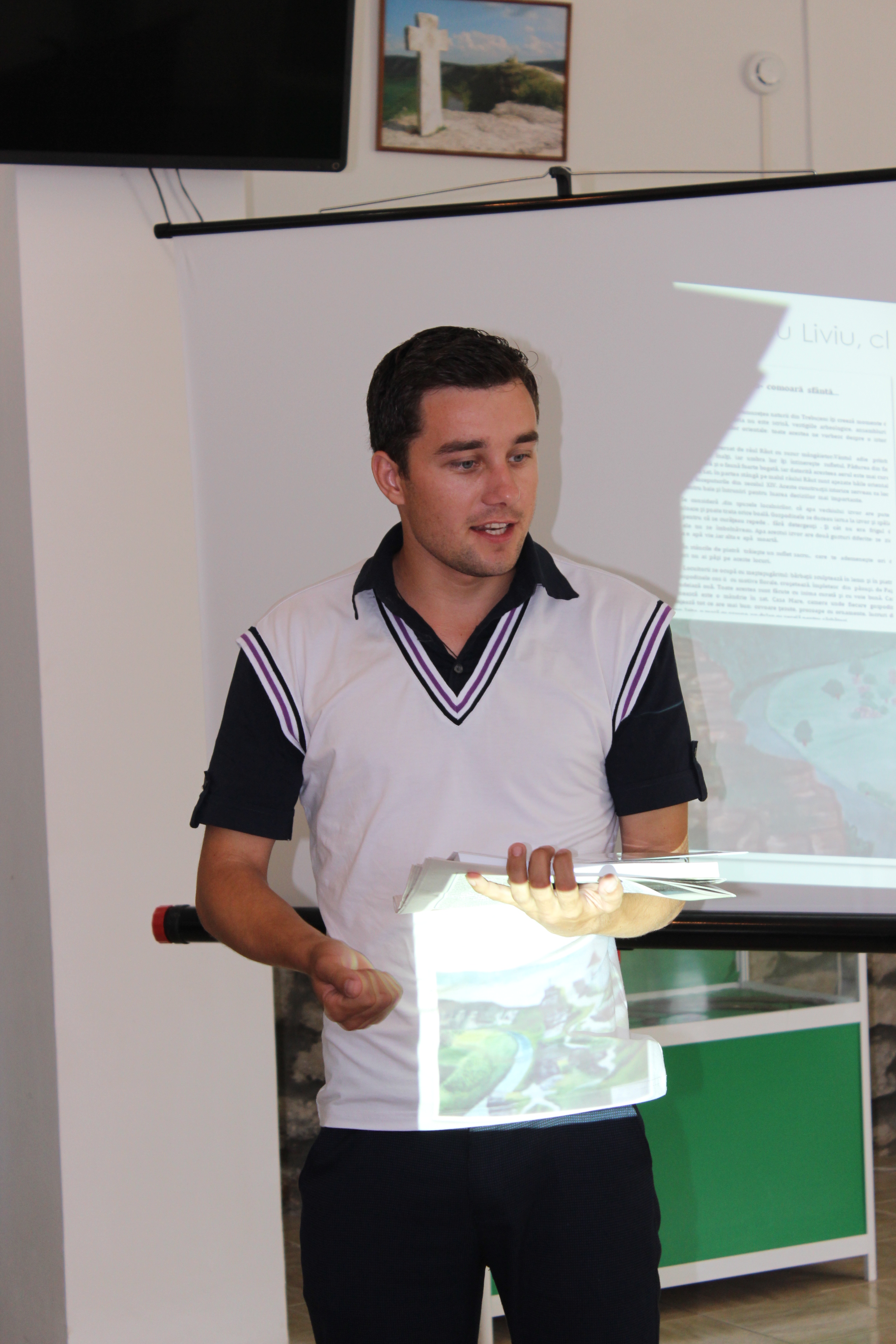 Sergiu Suvac,  profesor de geografie și istorie, IP Gimnaziul Ivancea, Orhei 