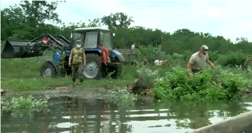  /VIDEO/ Inundații la Speia. Militarii au venit în ajutorul localnicilor