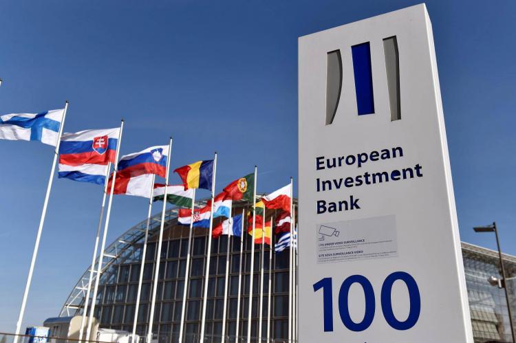  Comisia Europeană vrea să transforme Banca Europeană de Investiţii în Banca Europeană Climatică