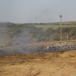 FOTO/ Incendiu de la gunoiștea din Țînțăreni: Pompierii luptă pentru lichidarea arderii a treia zi; Ceban cere inițierea unei anchete de serviciu