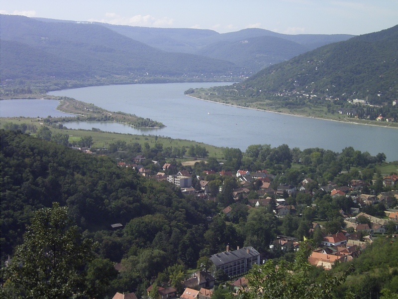  Bulgaria prelungeşte cu cinci ani interdicţia pescuitului de sturion în Dunăre şi Marea Neagră