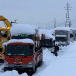 Iarna grea face ravagii în Japonia: opt morți, sute de răniți, strat de 1,5 metri de zăpadă în numai două zile