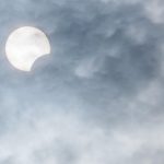 O eclipsă de soare vizibilă parțial și în R. Moldova va avea loc joi