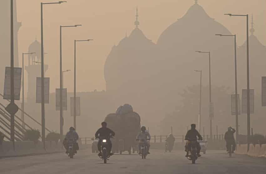  Lahore, în fruntea clasamentului celor mai poluate oraşe din lume