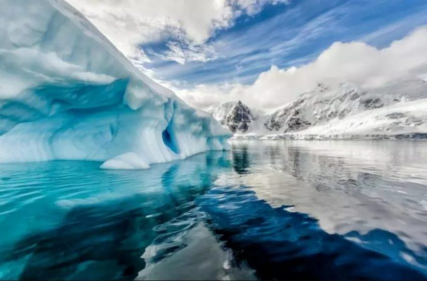  În Antarctica temperaturile au fost și cu peste 40 de grade peste normalul perioadei. Extrem de cald a fost și la Polul Nord