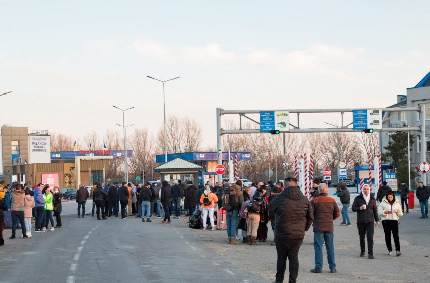  Refugiații din Ucraina care se află în Chișinău, dar nu sunt cazați în centrele de plasament, pot solicita pachete cu produse alimentare și nealimentare