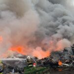 România: Arderea de deșeuri, substanțe sau obiecte va putea fi pedepsită cu închisoarea de până la cinci ani