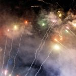 Focurile de artificii – o sursă de poluare a mediului. De Revelion, concentrațiile maxime de noxe sunt depășite de 300 de ori