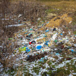 Oful localnicilor din satul Popeștii de Sus. Gunoiște neautorizată și lipsa serviciului de colectare a deșeurilor
