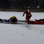 Cum intervin salvatorii când gheața cedează: exercițiu IGSU pentru pescari