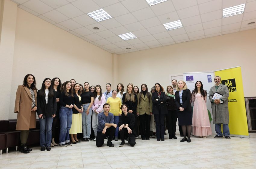 A început o nouă ediție a cursului „Jurnalism de Mediu”