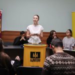 Prin dezbateri, 120 de tineri au învățat cum funcționează domeniul mediului în Republica Moldova