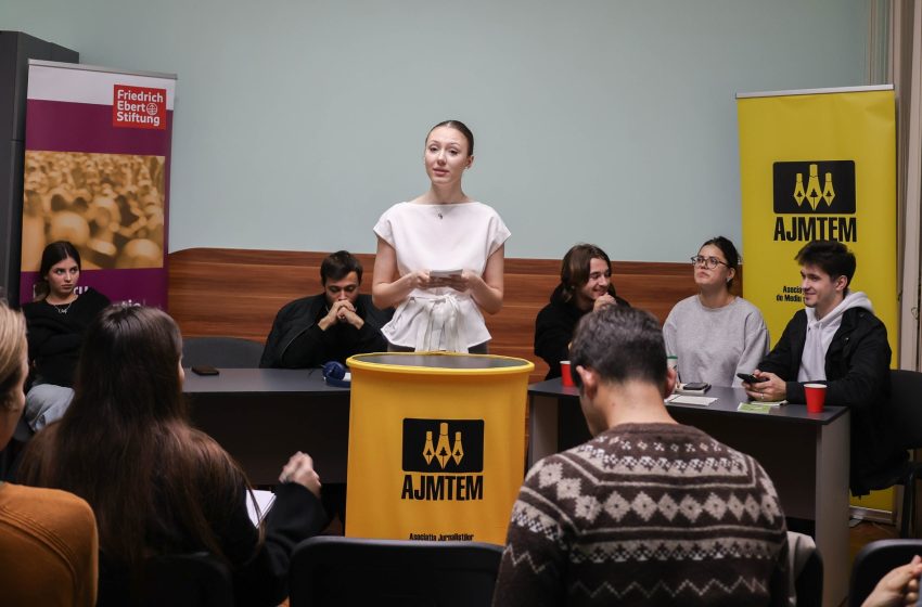  Prin dezbateri, 120 de tineri au învățat cum funcționează domeniul mediului în Republica Moldova