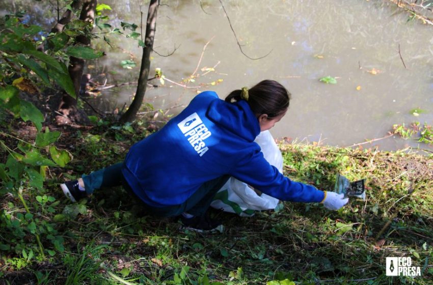  Localnicii din Telenești sunt invitați la o acțiune de salubrizare în valea Molovateț