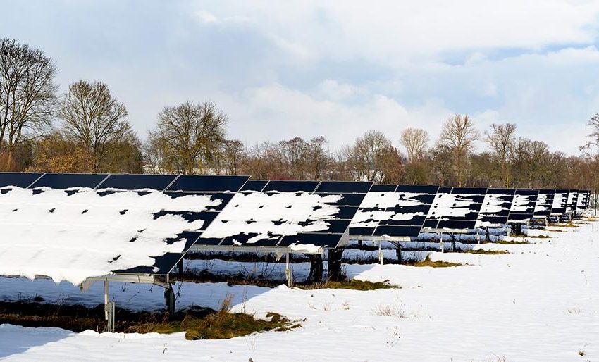  Panourile fotovoltaice produc cu peste 60% mai puțină energie în sezonul rece