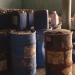 Depozit cu pesticide extrem de toxice, abandonat de ani de zile în Florești. Autoritățile pasează responsabilitatea