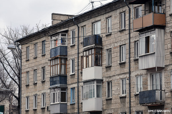  Granturi de până la 70% pentru renovarea blocurilor. CNED lansează audit energetic pentru asociațiile de proprietari