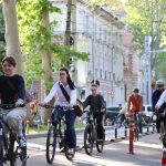 „Trebuie să fii un erou ca să circuli cu bicicleta”. Cum arată mobilitatea pe două roți în Chișinău
