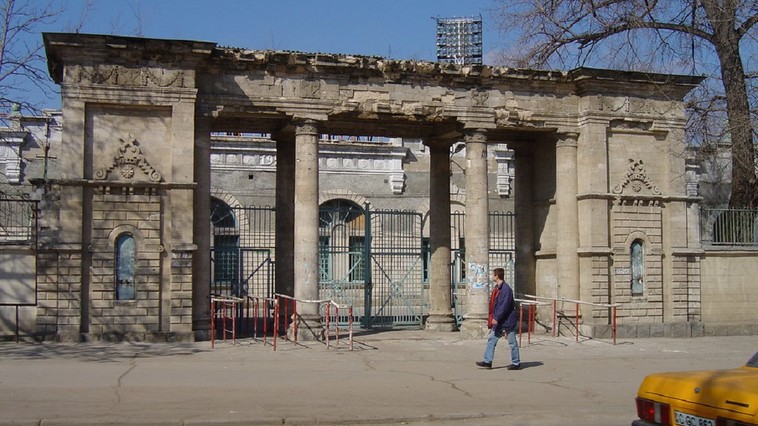  „Vânzarea Stadionului Republican a fost efectuată netransparent”. Ce cred activiștii civili despre eliberarea terenului fostului Stadion Republican