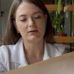 Din deșeuri alimentare la ambalaje biodegradabile: soluția unei cercetătoare din Republica Moldova pentru reducerea plasticului