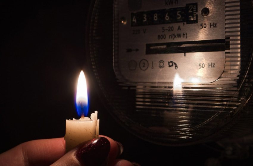  Republica Moldova a cumpărat pe 4 august energie de 2-3 ori mai scumpă. Autoritățile cer în continuare economisirea